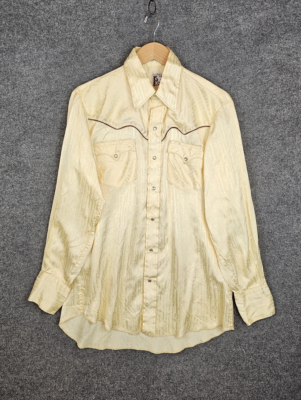 VINTAGE 70s Karman Chute #1 Western Pearl Snap | Cream & Gold